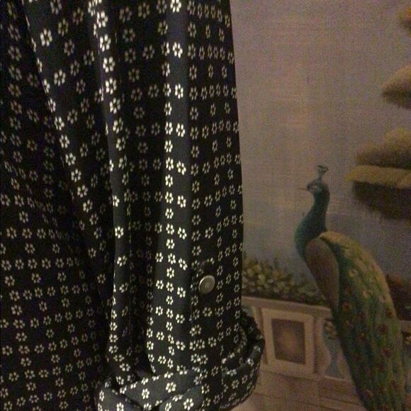 H&M Black with Tiny White Flowers Tunic Top L - Picture 7 of 7